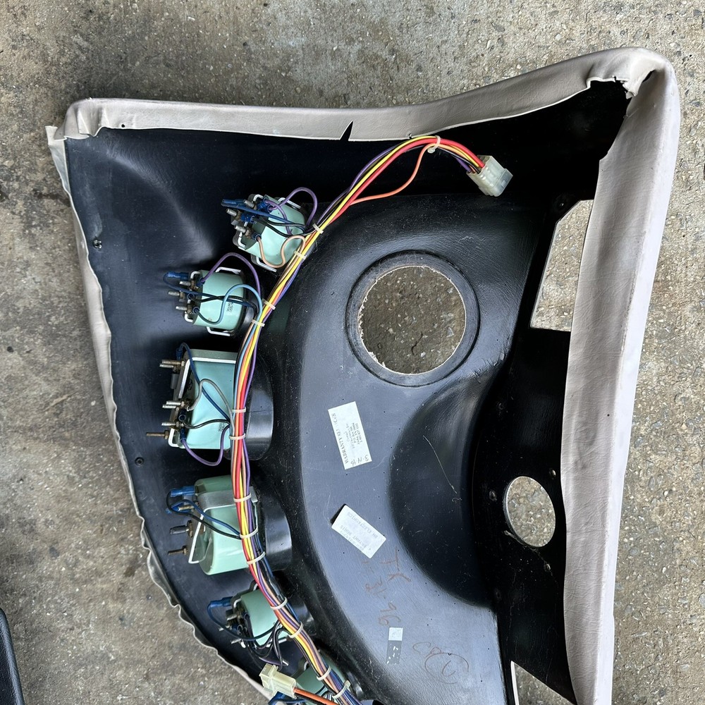 Used Bryant 210 Dash Console Boat Part 220-00149-V