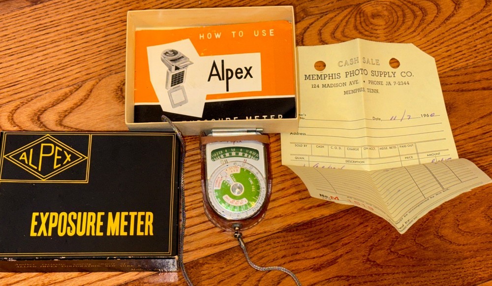 Vintage Alpex Hand Held Exposure light  Meter In Box With Paperwork