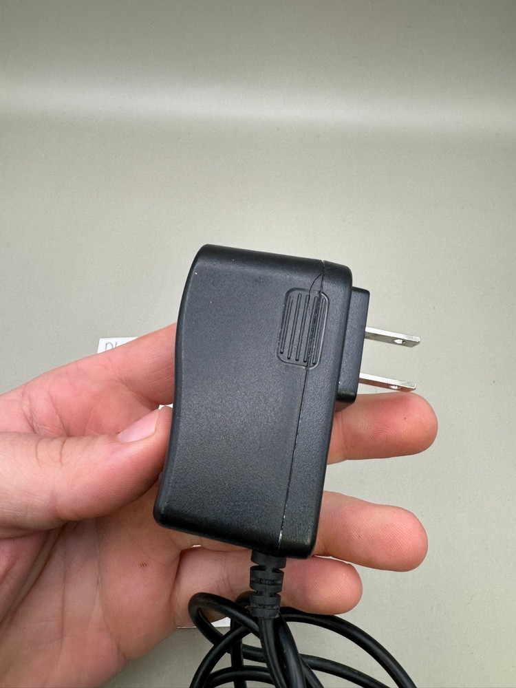 DLX LUXE 1.0-ICE Charger