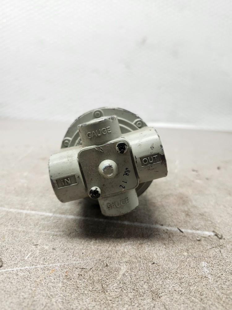 USED BELLOFRAM PRESSURE REGULATOR TYPE 70 0-30 PSIG