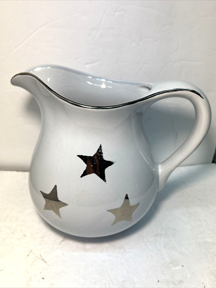 Pottery Barn Water Pitcher, Star Pattern NWT 7” tall