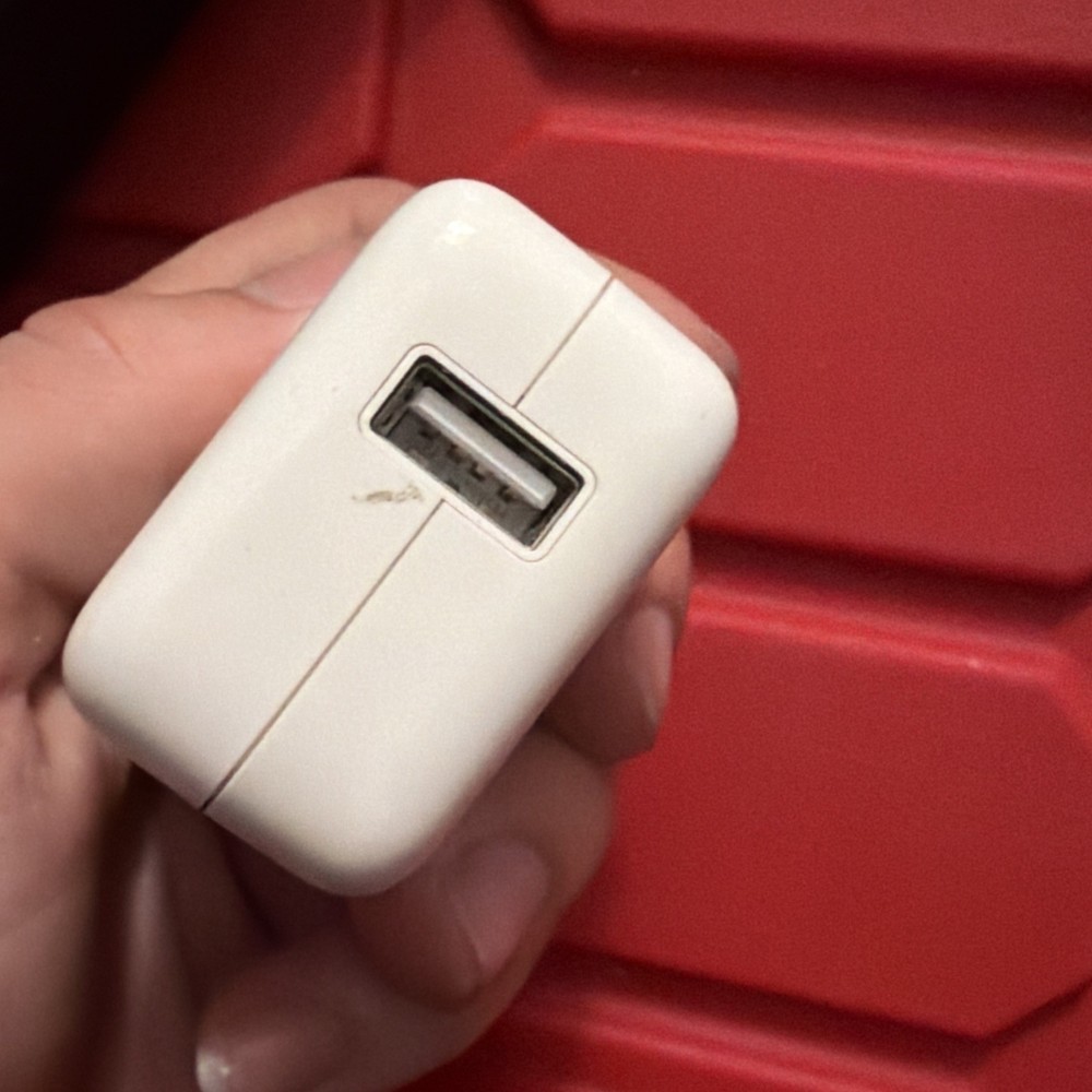 Apple A1357 USB Wall Power Adapter T32