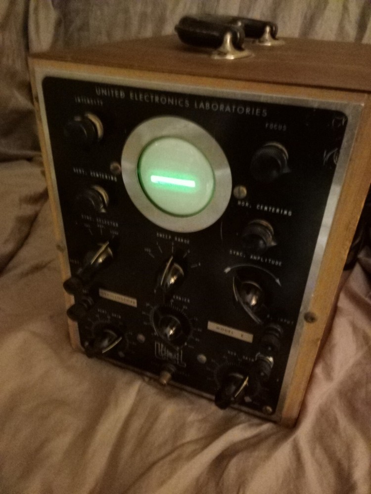 Vintage United Electronics Laboratories UEL Oscilloscope Model E