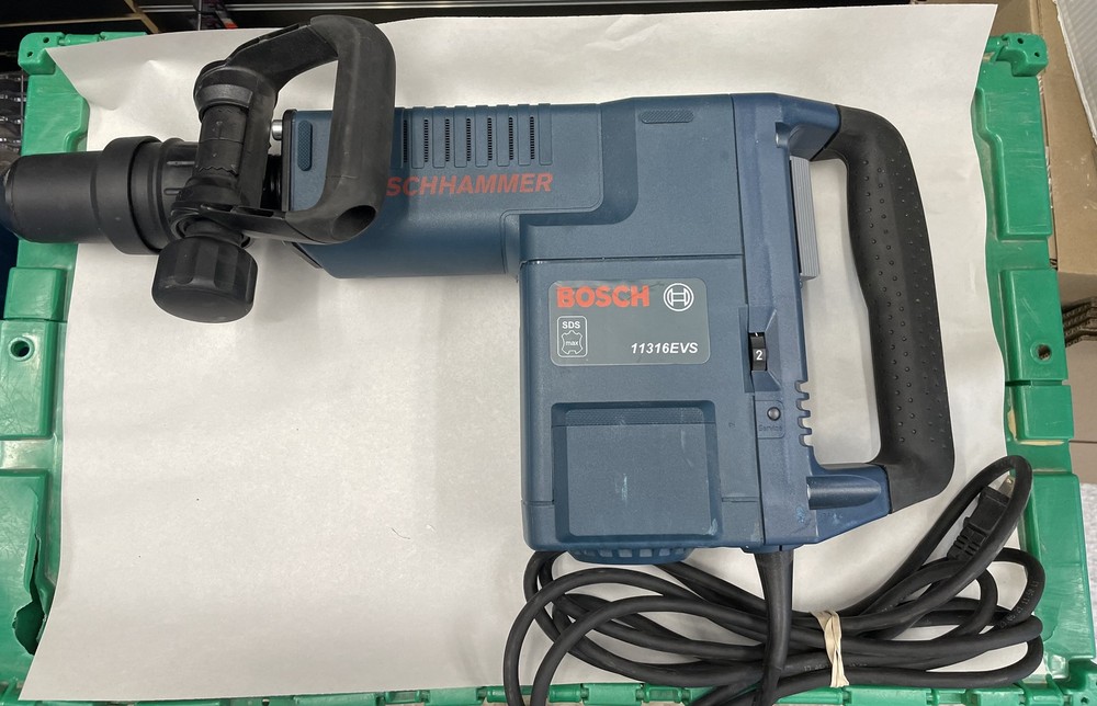 BOSCH 11316EVS 14 Amp SDS-Max Demolition Hammer with Variable Speed NEW NO BOX