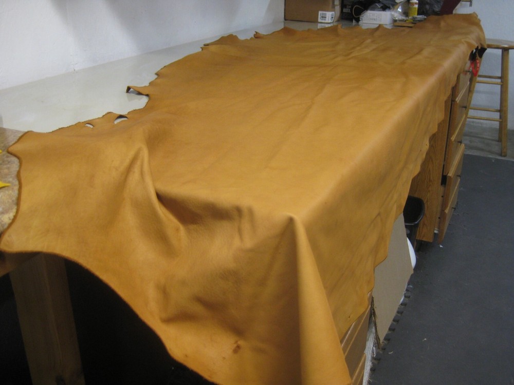 Cow Leather  # 0016426  Row 44
