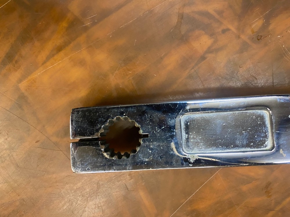 Chrome Pedestal Winch Handle 9" bolt on double handle, length 9"