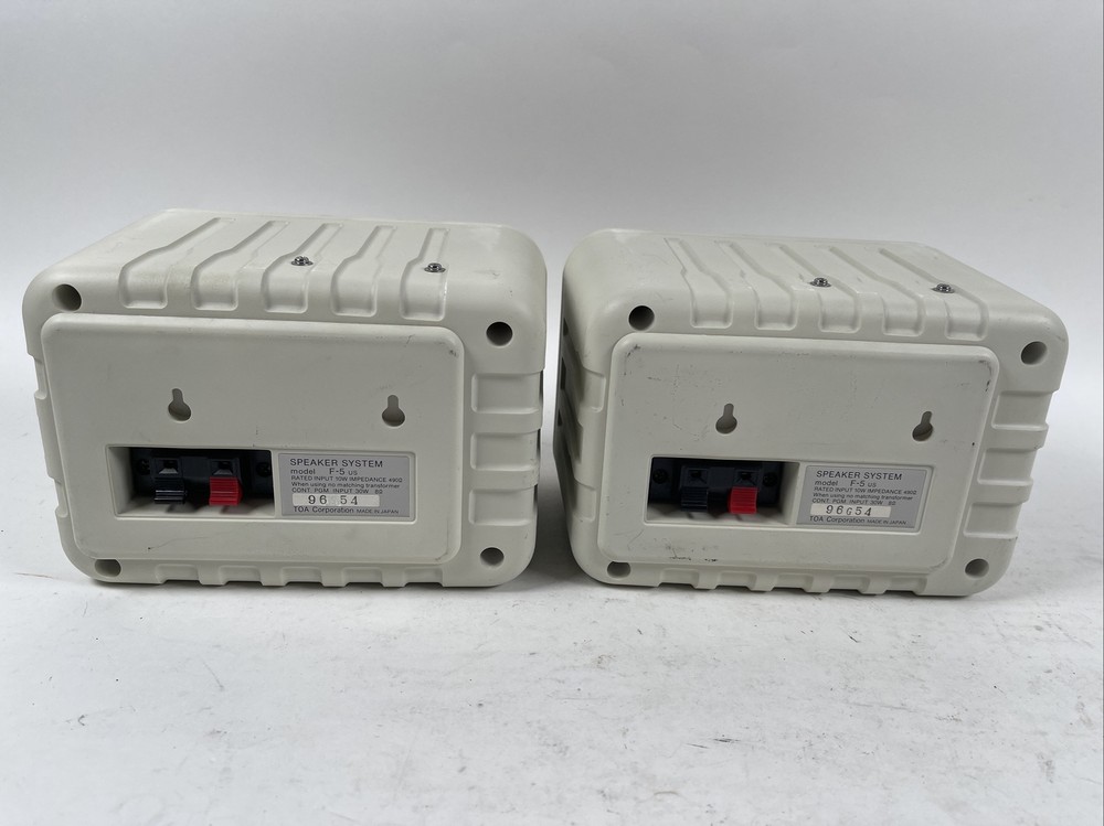 2 TOA Electronics Speaker System F-5 White