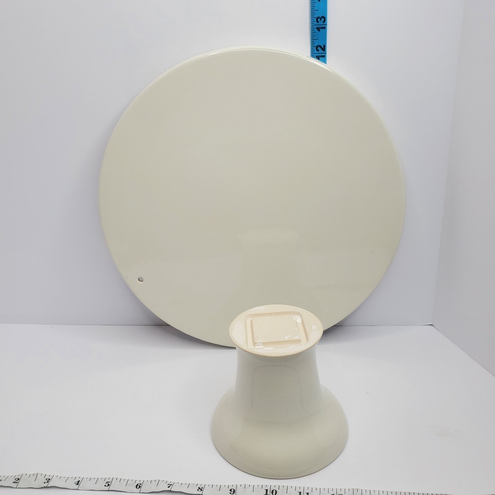 Nora Fleming, pearl dot 12 inch cake stand￼