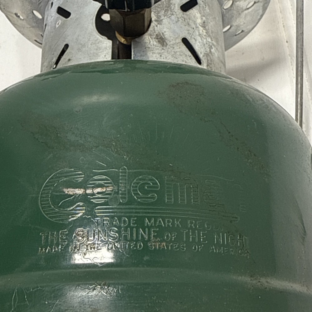 1955 COLEMAN DOUBLE MANTLE LANTERN MODEL 220F Dated 4/60 Pyrex Globe 220E*