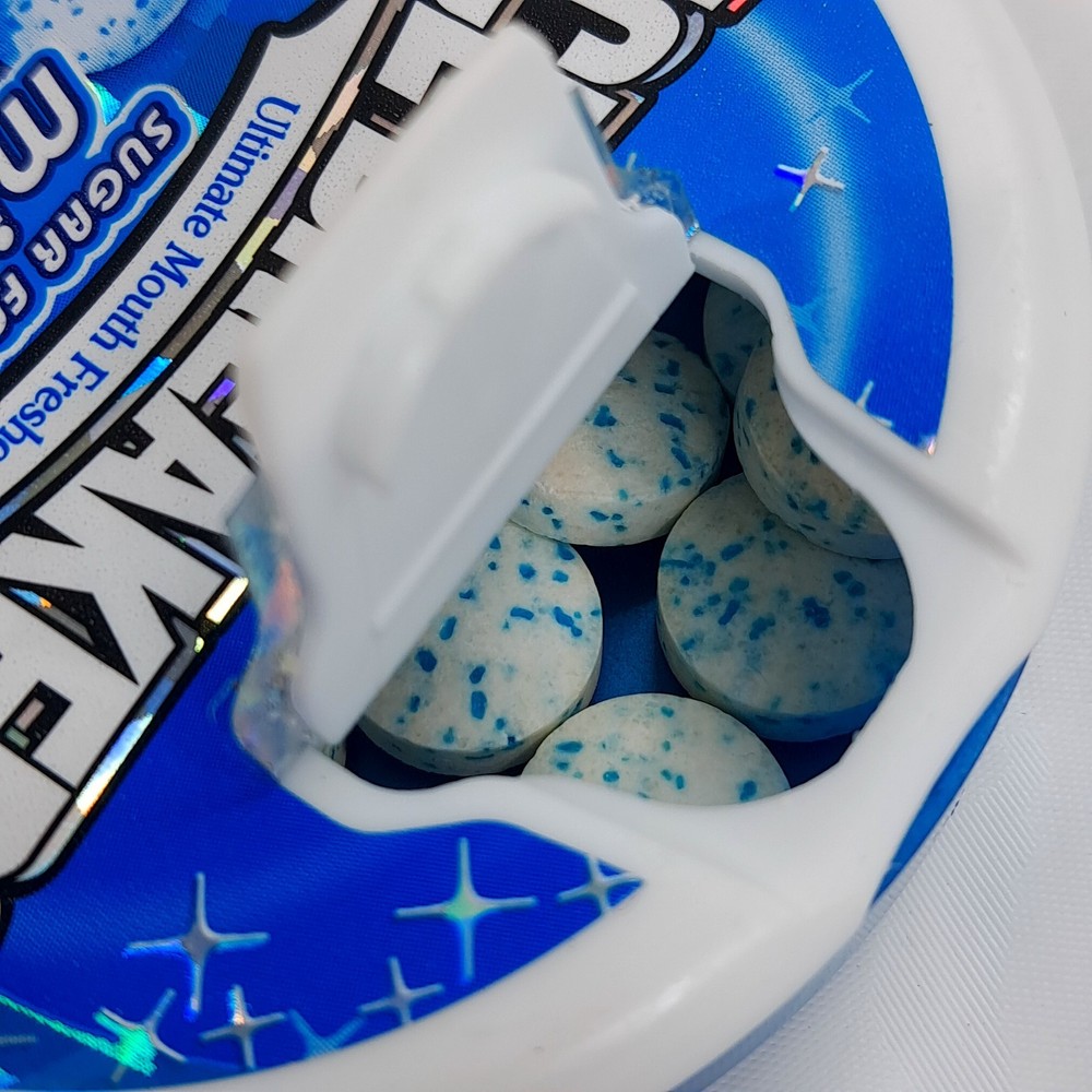 Ice Breakers Frost Mints Coolmint sugar free 2013 Cool Mint collector item