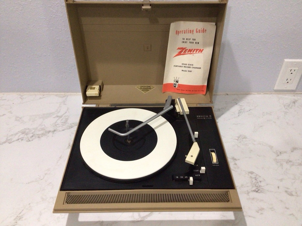 Vtg. Zenith Solid State 60’s Record Changer- Not Working, Nice Condition