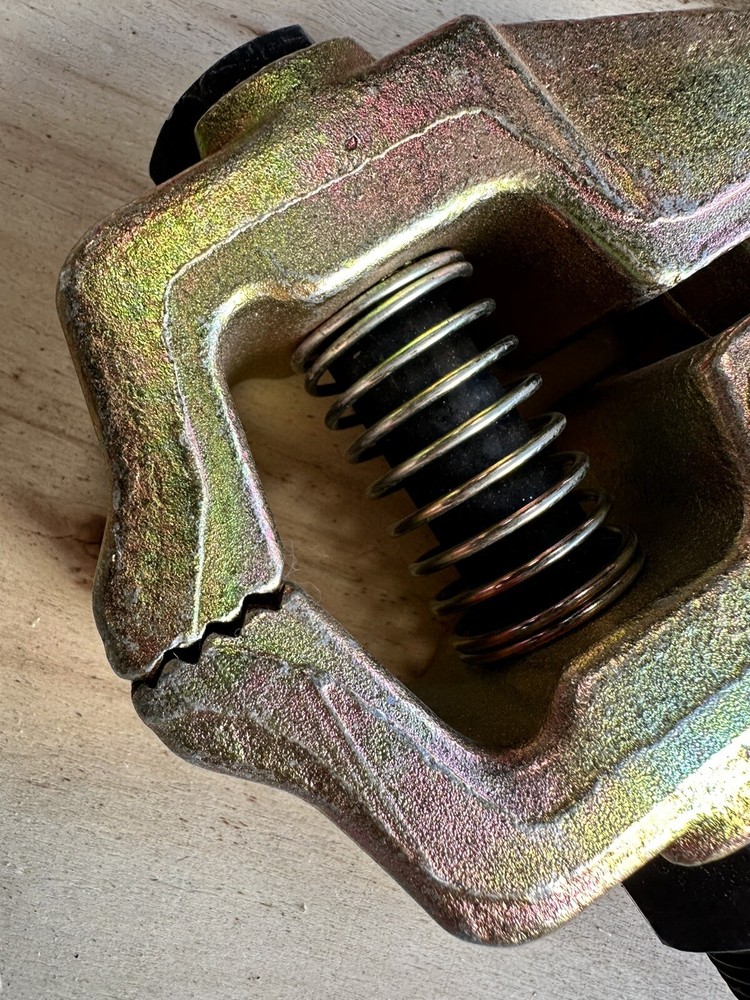 Auto Body Frame 5 Ton Self Tighten Straightened Pulling Clamp Dent Puller Clamps