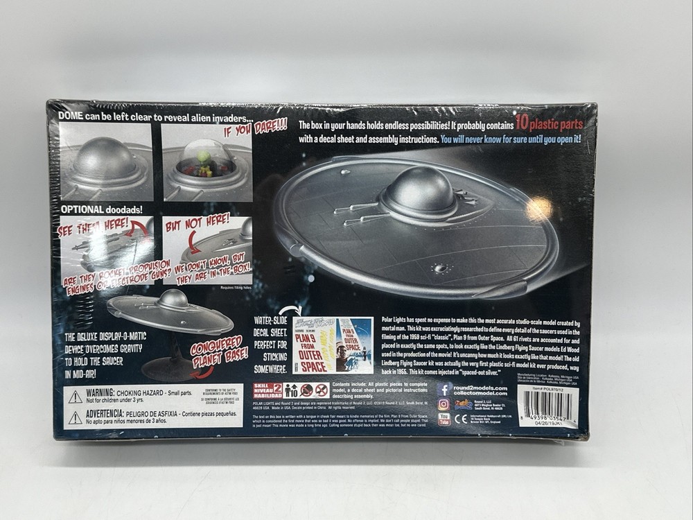 PLAN 9 FROM OUTER SPACE FLYING SAUCER POLAR LIGHTS MODEL KIT
