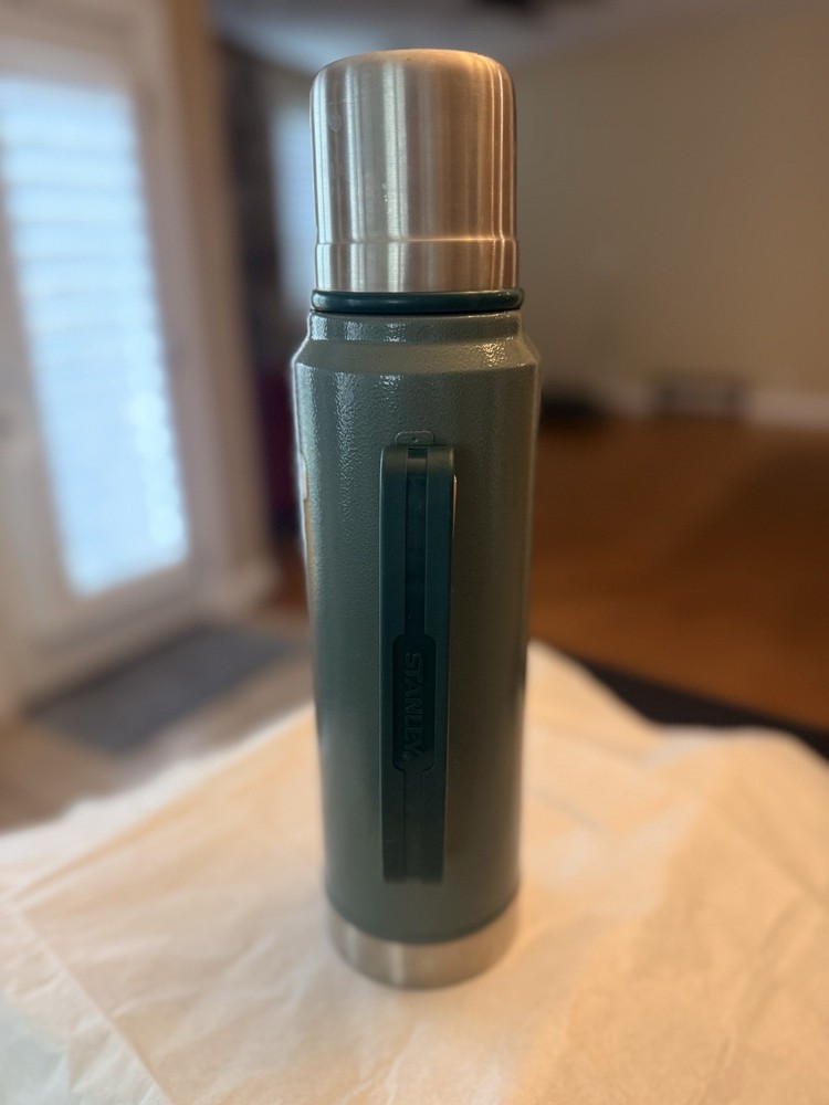 Stanley Classic Insulted Bottle