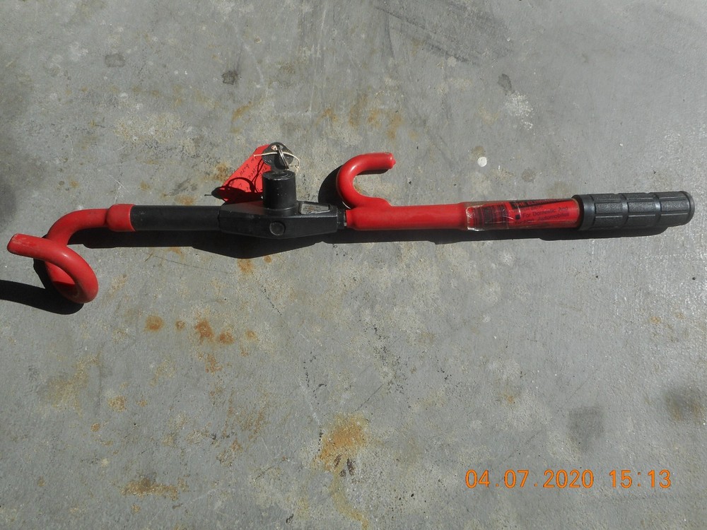 Anti Theft Steering Wheel Lock