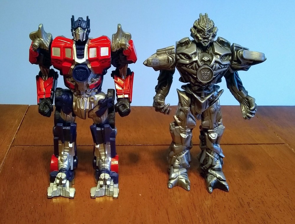 2007 Hasbro Transformers Robot Fighters Game Optimus Prime vs Megatron