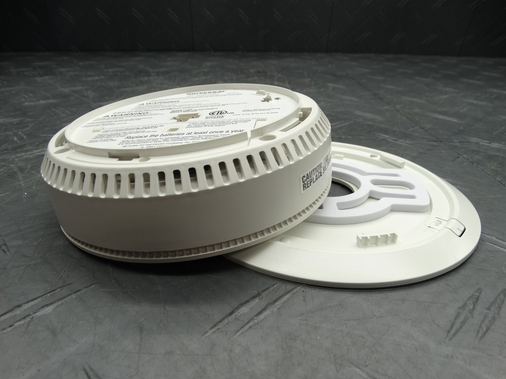 Universal Security Instruments Hardwired Smoke & Carbon Monoxide Detector