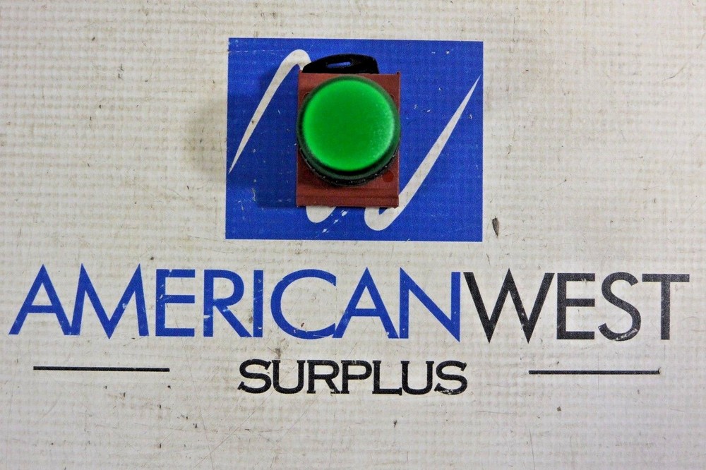 NEW GE C-2000 PUSHBUTTON 9XLVD GREEN LENS