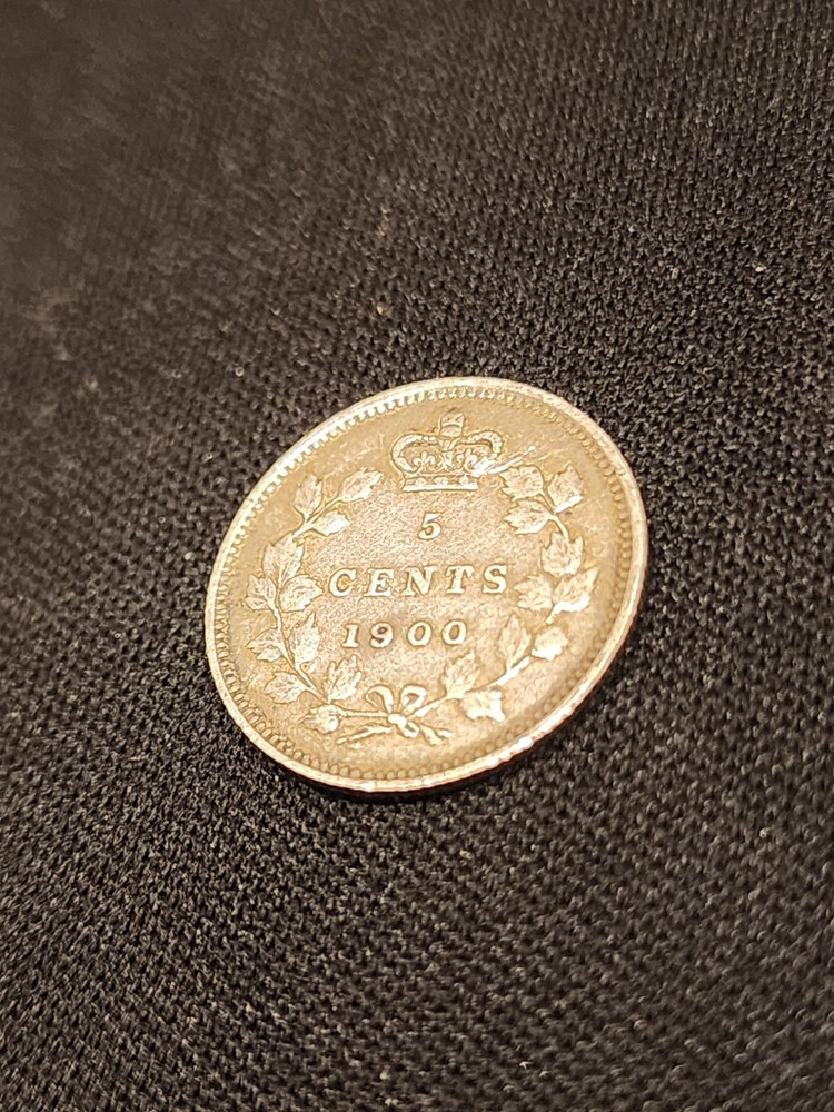 1900 Canada 5 Cents Round 0 Silver Coin