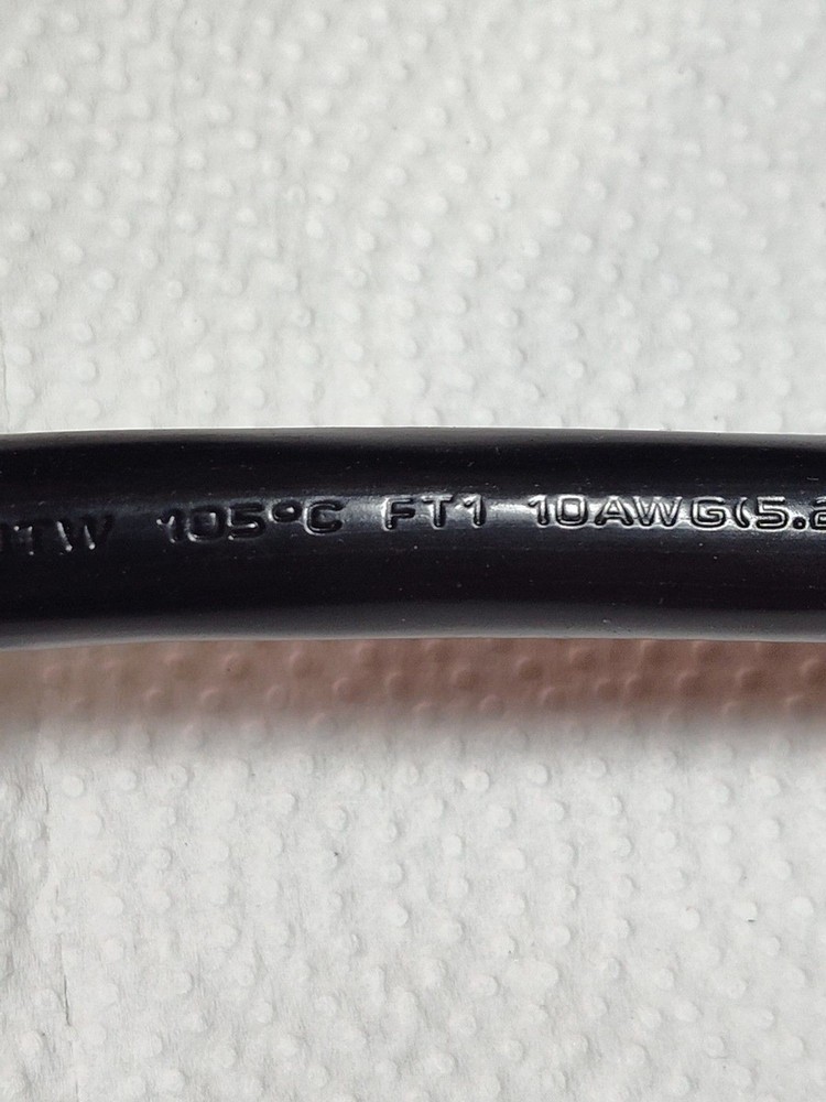 TESLA NEMA 5-15 Adapter