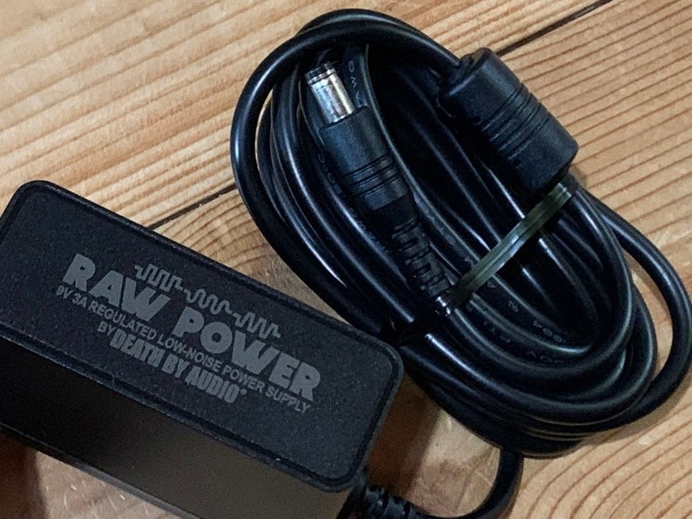 Death By Audio RAW POWER 9V 3000mA Adapter