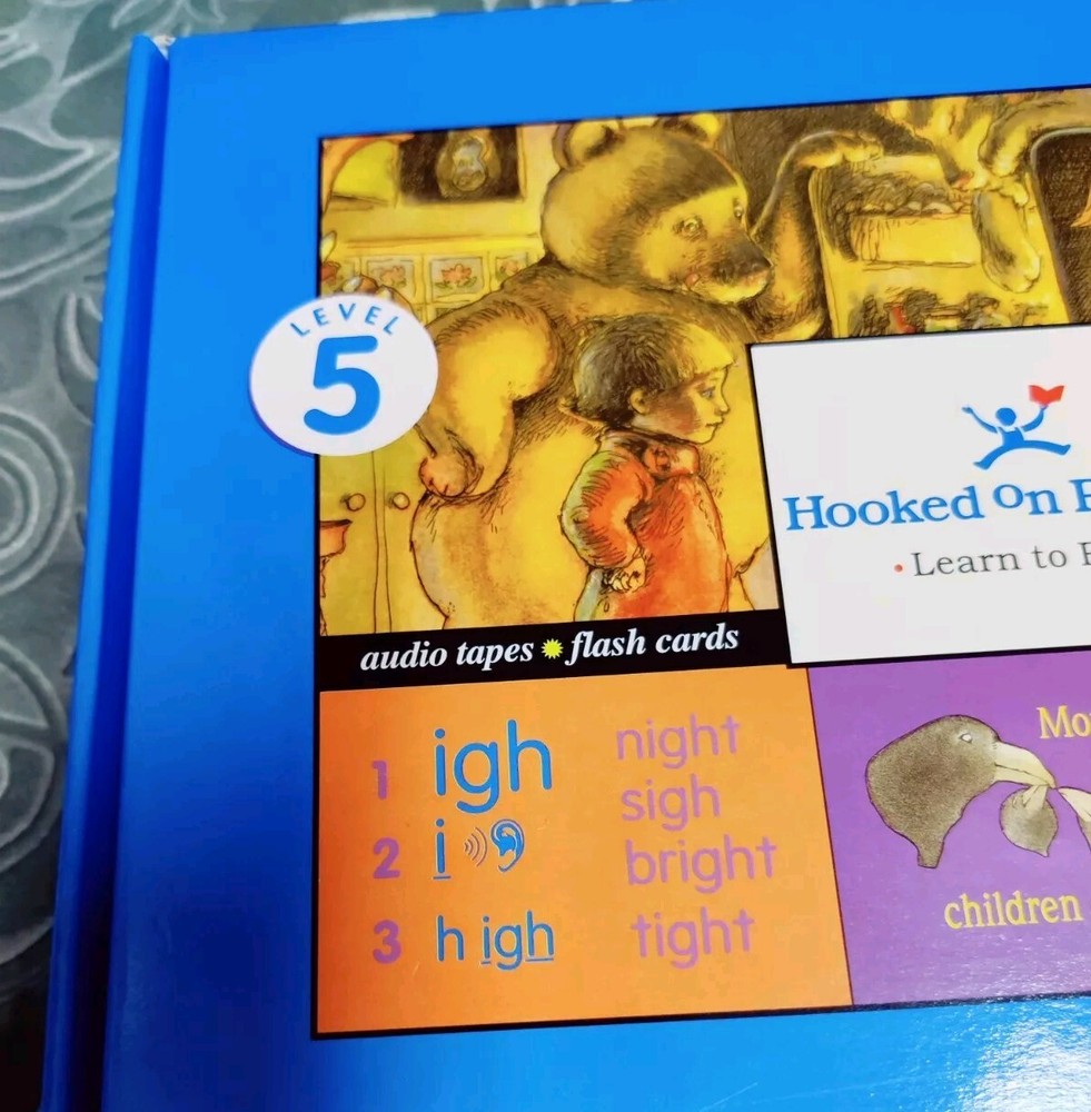 Hooked on Phonics Learn to Read Level 5 Complete Box Set with Workbook