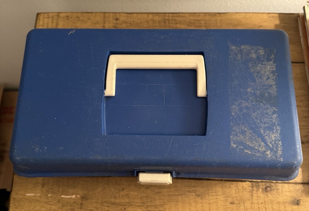 Vintage ArtBin Art Box Organizer Storage Case