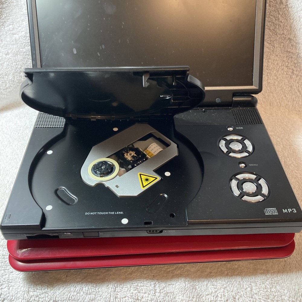 2 DVD Portable Player / untested For Parts Only!