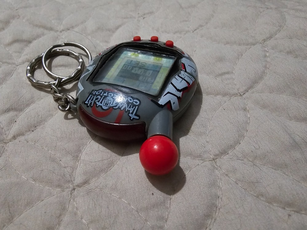 Tamogatchi Connection Gray Red Punk Bad 2004 Pre Owned