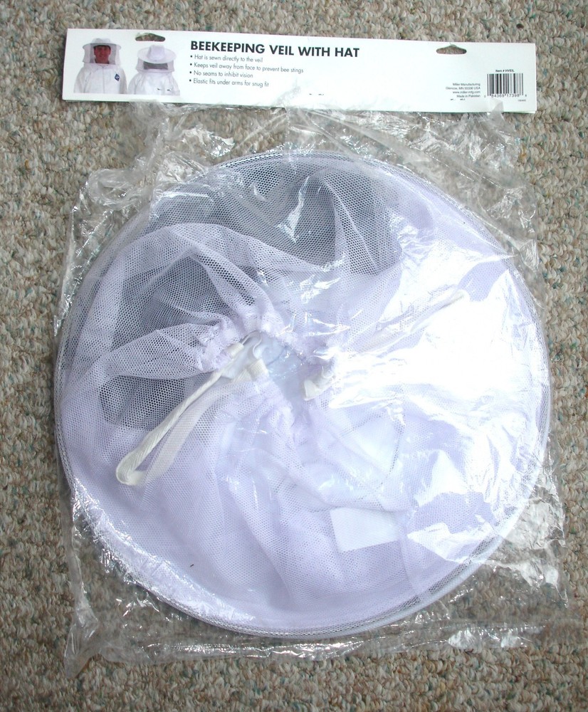Little Giant Beekeeping Veil with Hat