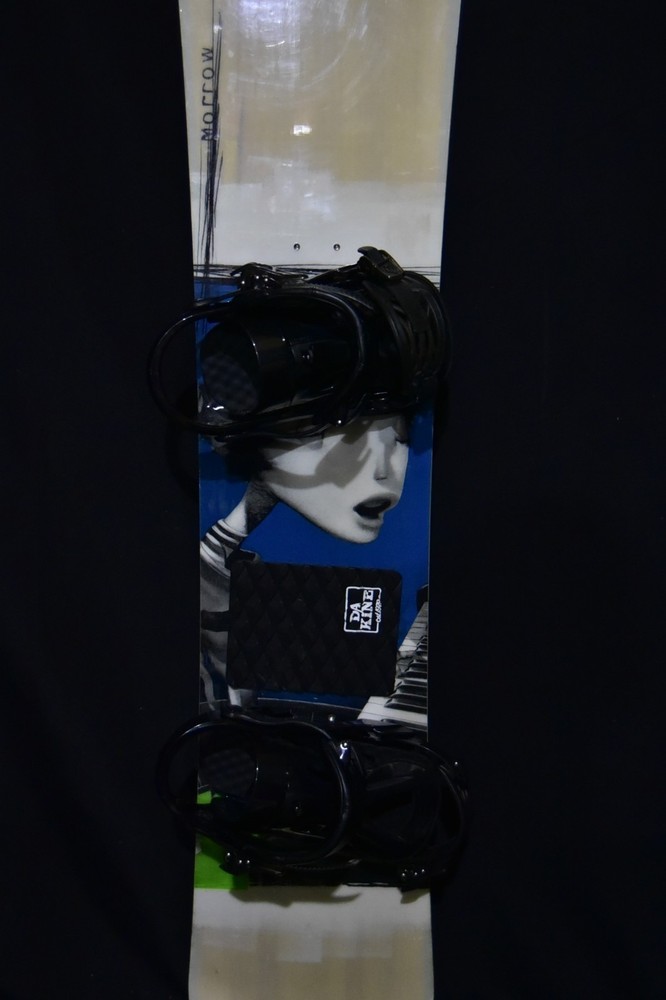 MORROW SNOWBOARD SIZE 140 CM WITH MEDIUM BINDINGS