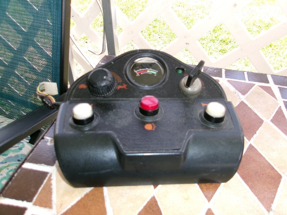 Older Model Dash with Harness & Key for Golden Tech. (see description) # 6190
