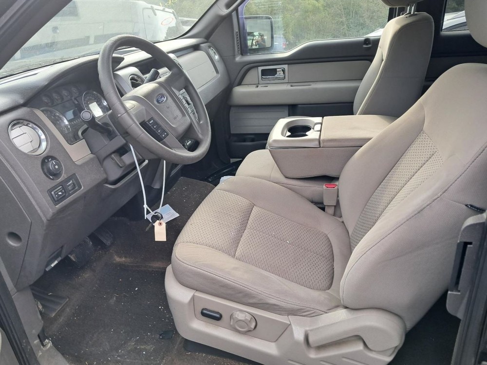 F150 2010 Glove Box 4798640