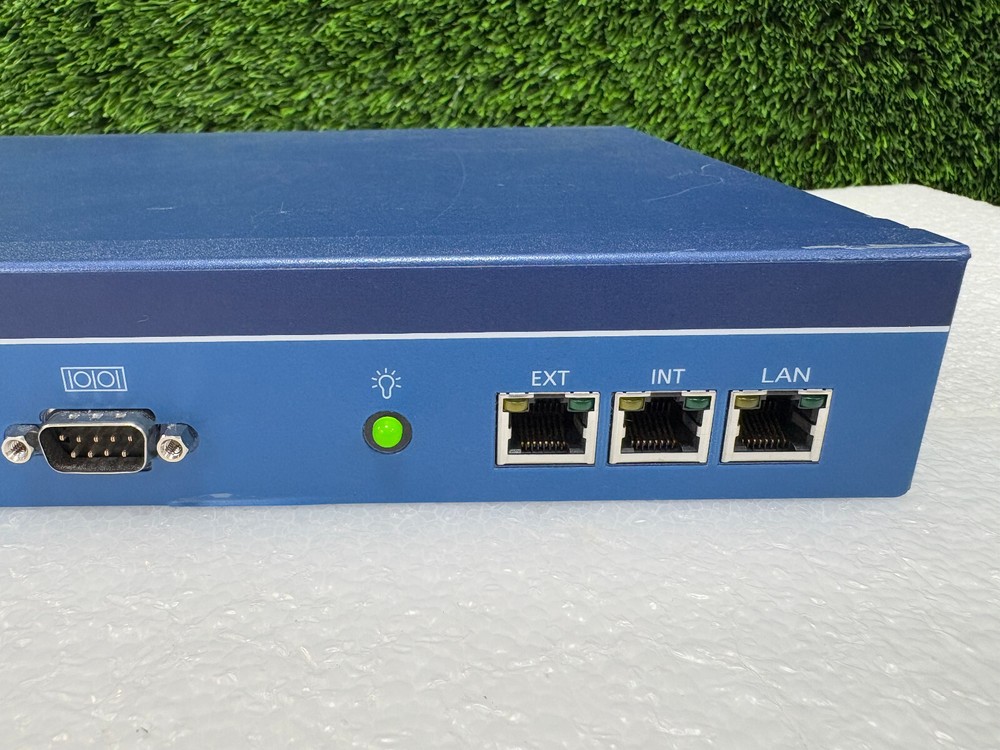 Nexcom NSA1035 / CP Secure Content Security Gateway 300 Anti-Virus System - Blue