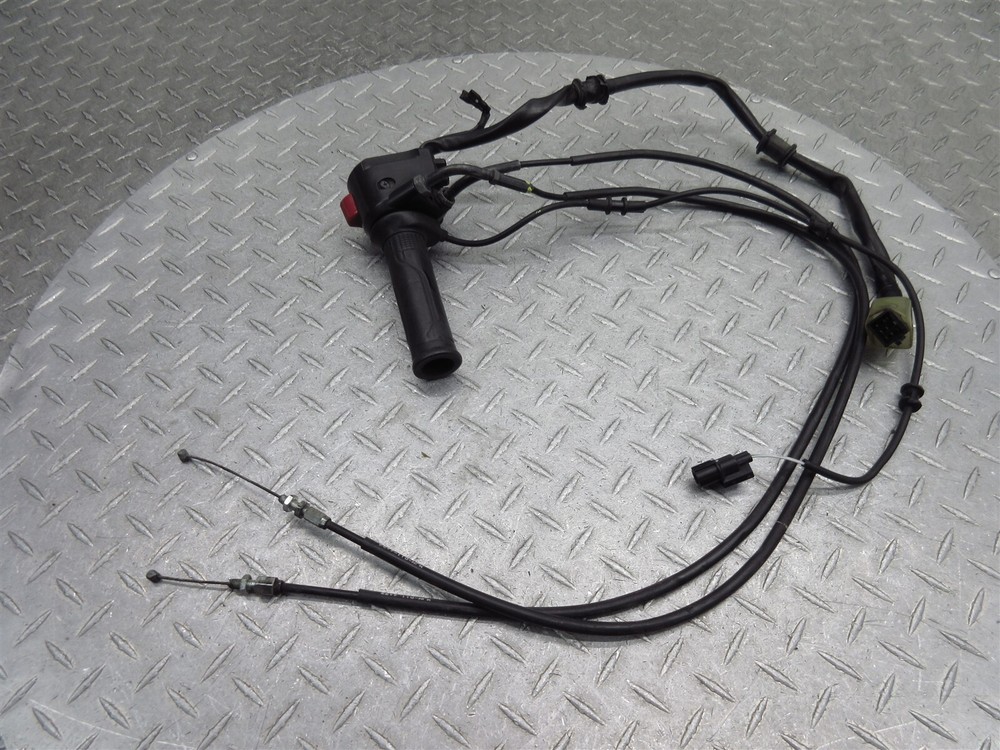 2014 14-15 Honda VFR800 Interceptor Right Switch Throttle Control Cable Grip