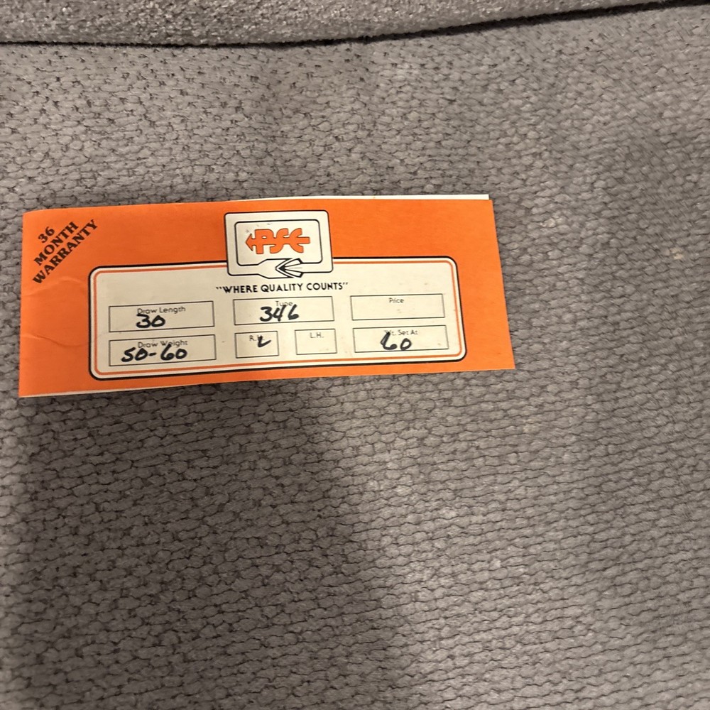 PSE Elite Graphite Compound Bow RH Cobra Sights With Manuals