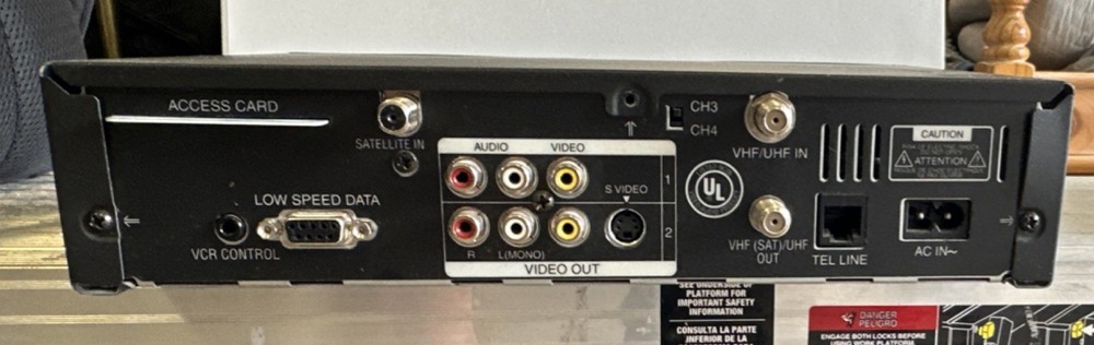 Sony SAT-B3 Digital Satellite Receiver 32 Bit Microprocessor S-Video RCA