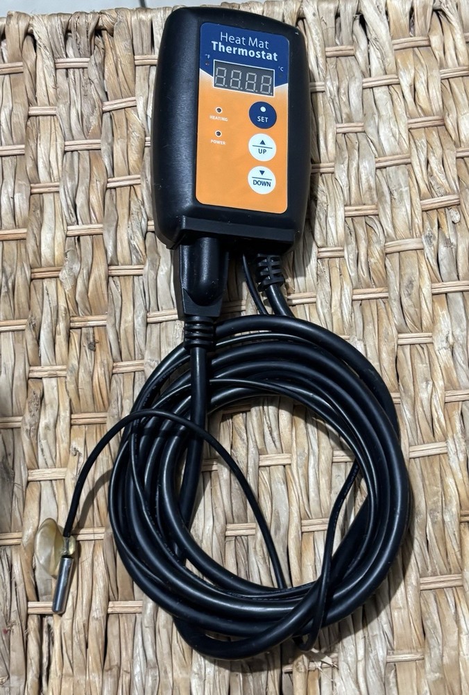 Digital Display Temperature Control Thermostat for Hydroponics 120V 1000W