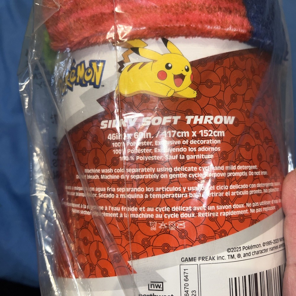 Pokemon Silky Soft Throw 'Friendly Wave' 46"×60" NEW Sealed