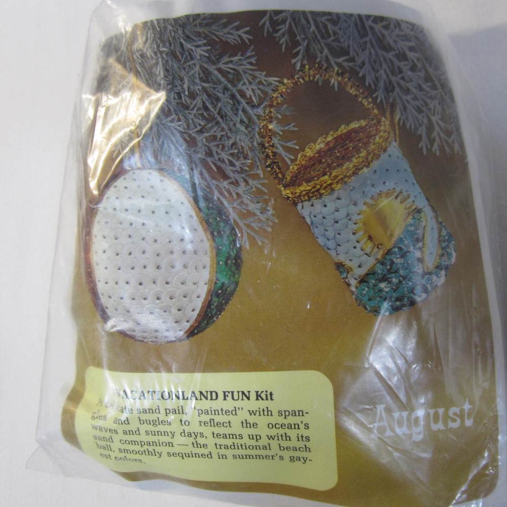Vintage Leewards Sequin Ornament Kit " Vacation Fun" Beach Theme Makes Two