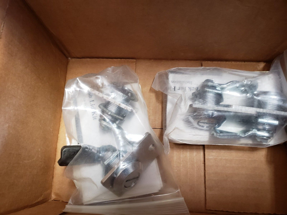 Coverstar A2896 Lock Assembly For Flush Lid Kit Includes 2 Locks  NEW