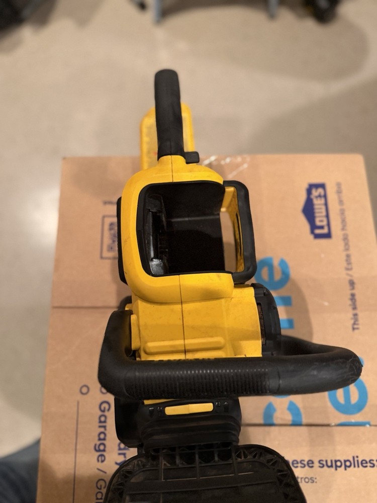 DeWALT FLEXVOLT DCCS670B 60V MAX Cordless Chainsaw (Tool Only)