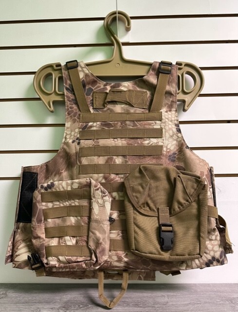 Camo Tactical Armor Plate Vest (No Plates)