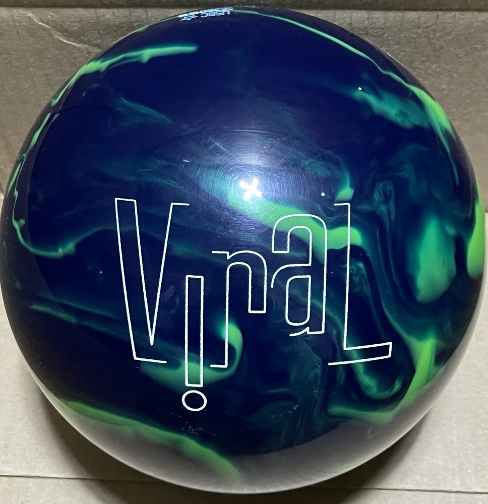 Hammer Viral Solid 15 lb Bowling ball New with Original Box