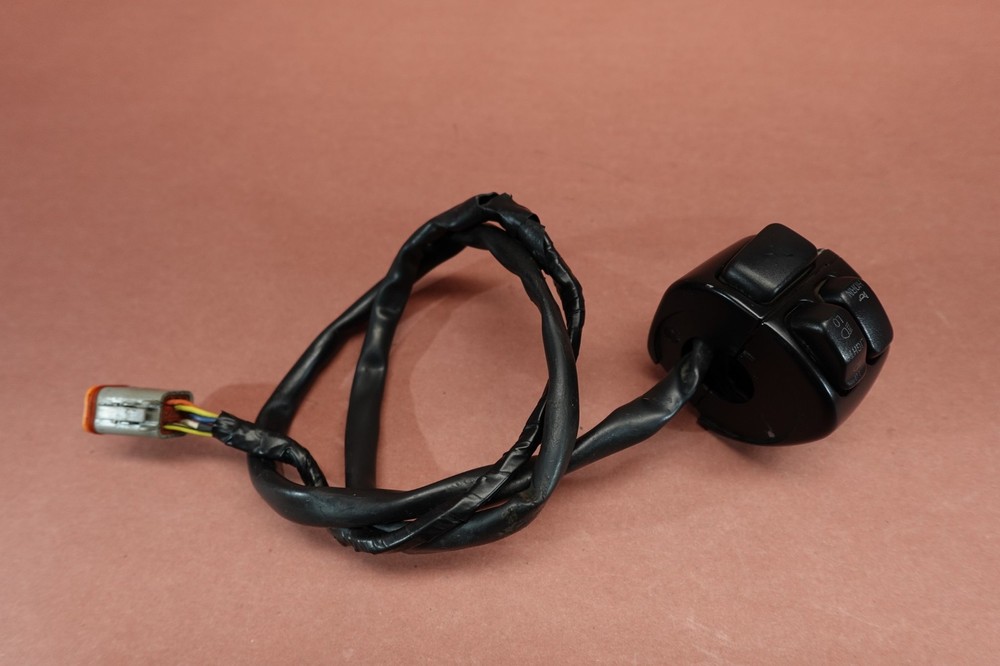 00-06 Harley Davidson Heritage Softail FLSTCI Left Control Headlight Switch