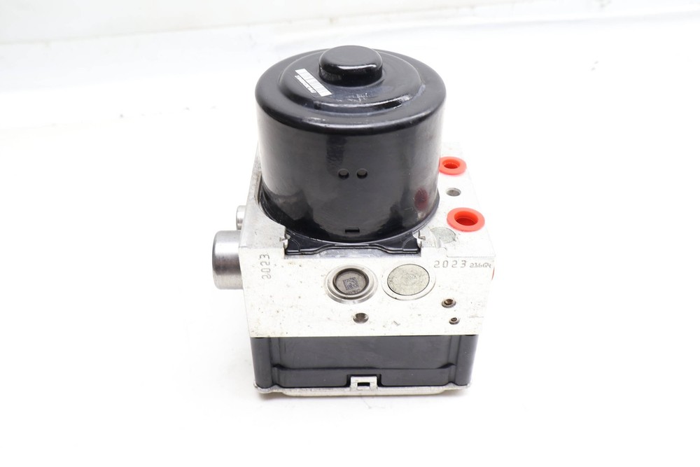 2015-2017 PORSCHE MACAN - ABS PUMP / Module UNIT 95B614517D