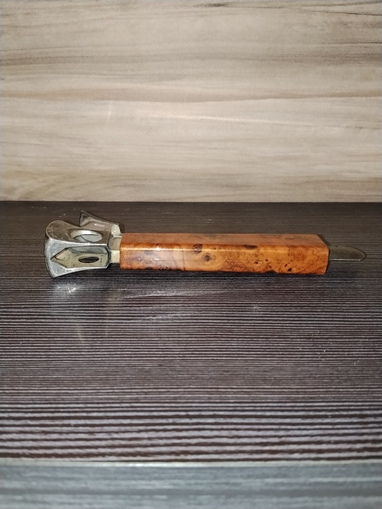 Root Color Cigar Cutter