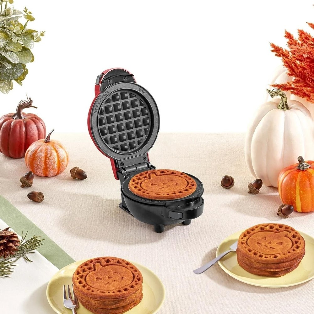DASH MULTIMAKER MINI WAFFLE SYSTEM W/ 7 REMOVABLE PLATES & STORAGE CASE, RED