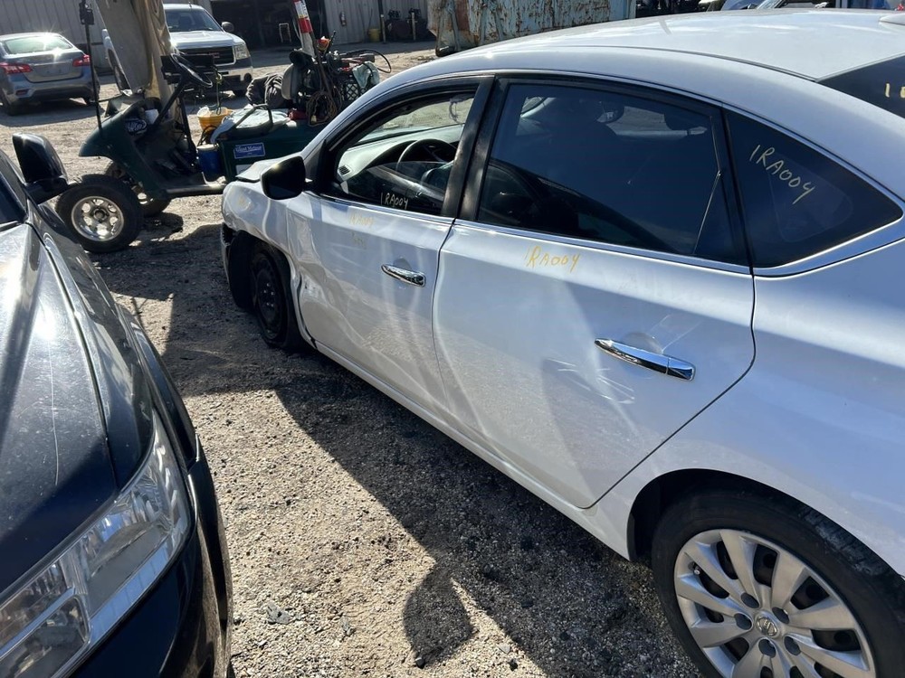 SENTRA 2017 High Mounted Stop Light 104778448