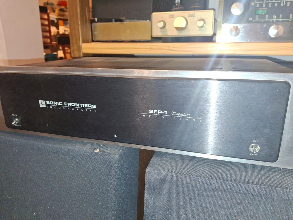 Sonic Frontiers SFP-1 Signature - Pre Phono Valve